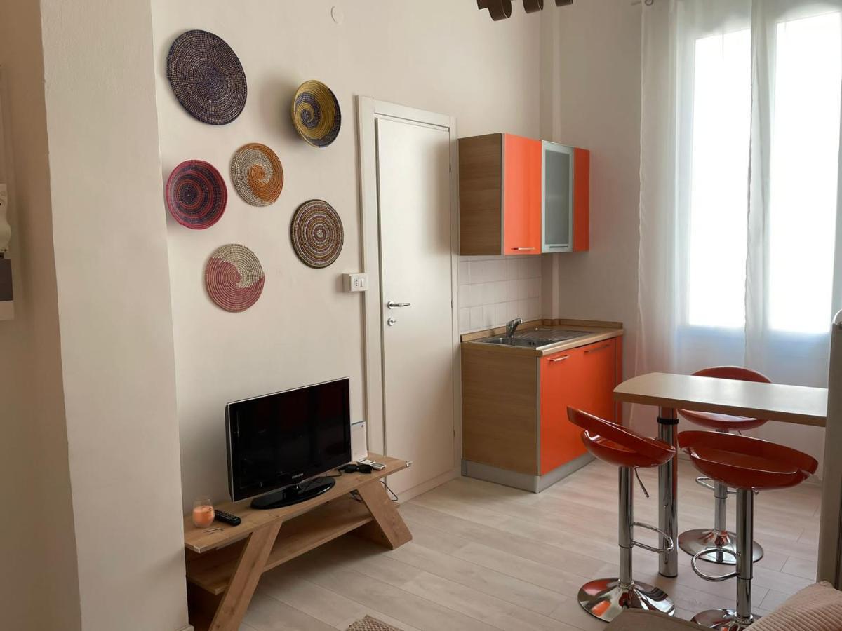 Casa Arcobaleno Apartment เวนติมิญา ภายนอก รูปภาพ