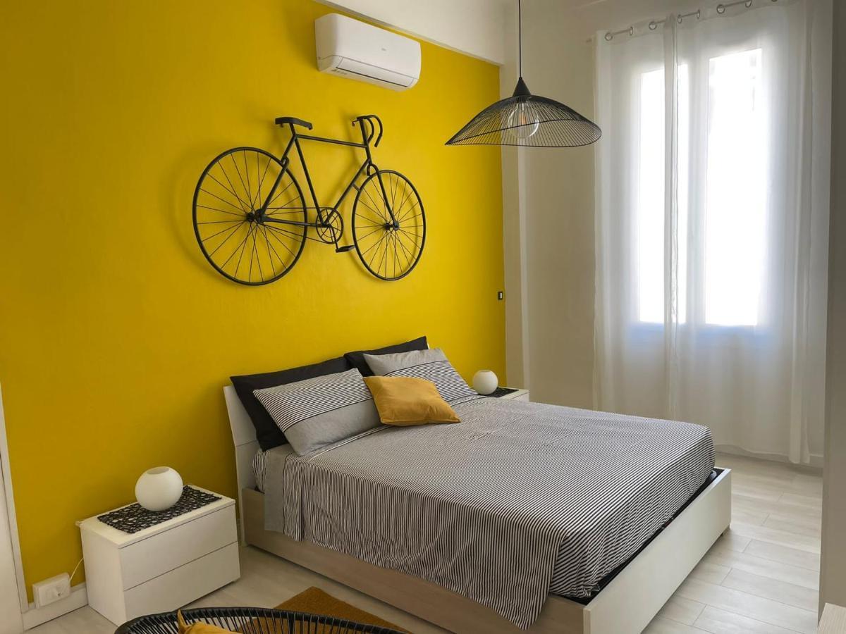 Casa Arcobaleno Apartment เวนติมิญา ภายนอก รูปภาพ